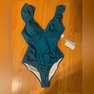 CUPSHE new swimsuit NWT, medium. Ordered wrong size and never returned!
